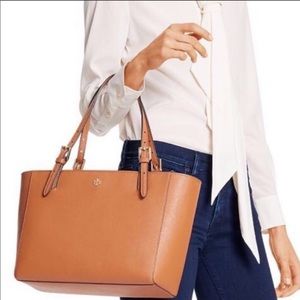 💯 Authentic EUC Tory Burch small York tote 👜
